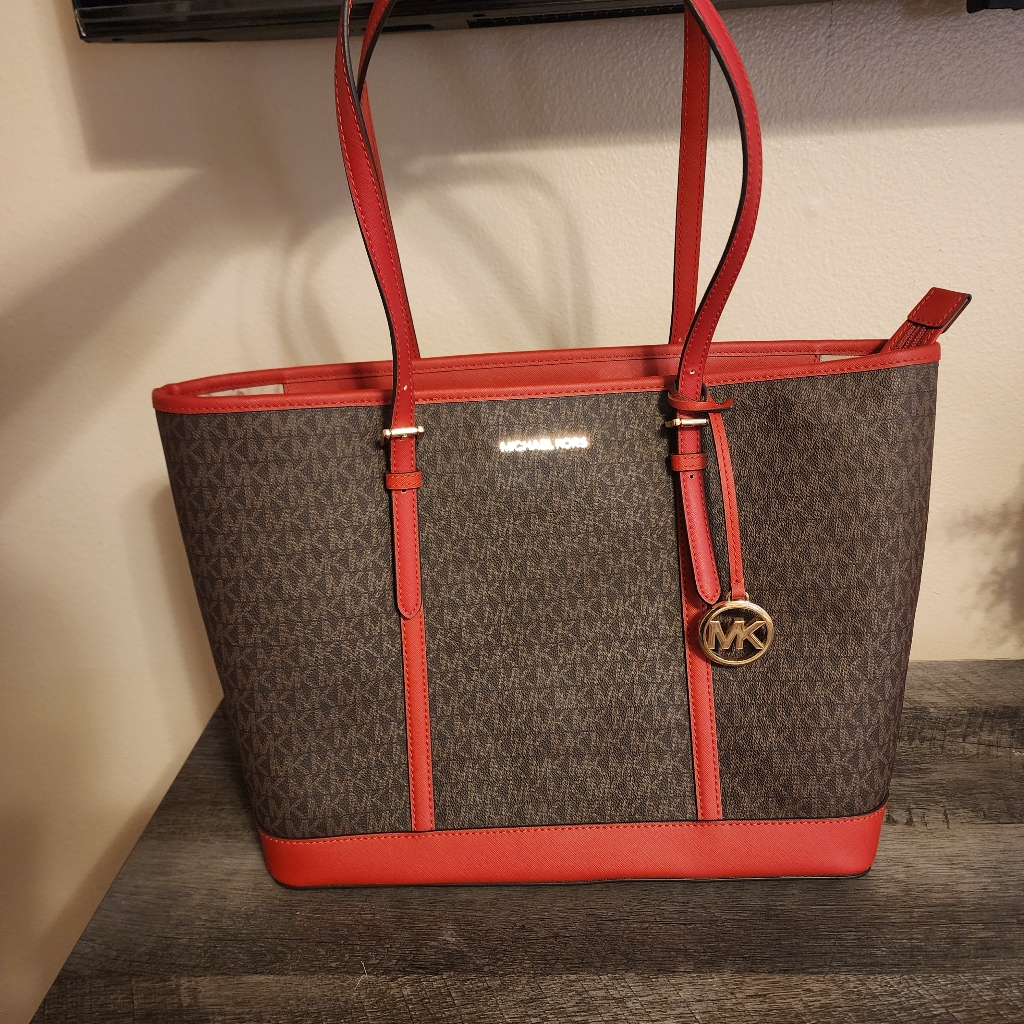 Jet Set Travel Large Logo Tote Bagstyle# 35t0gtvt3v